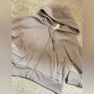 womens levi’s cropped zip up